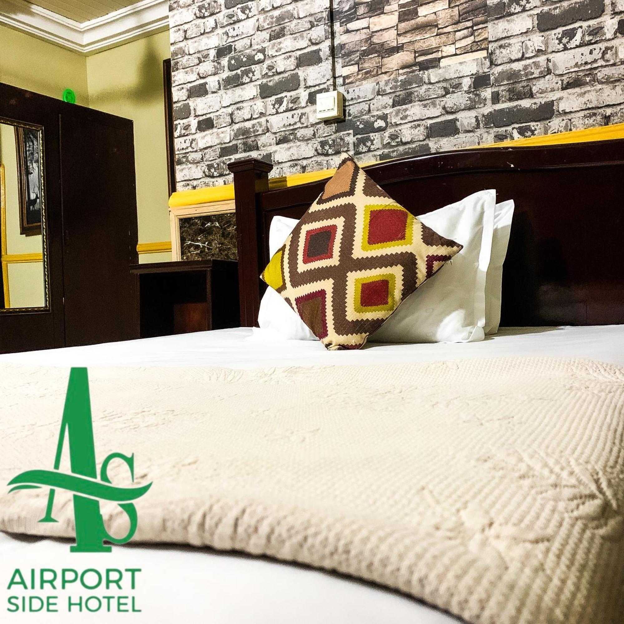 Airport Side Hotel Akkra Exterior foto