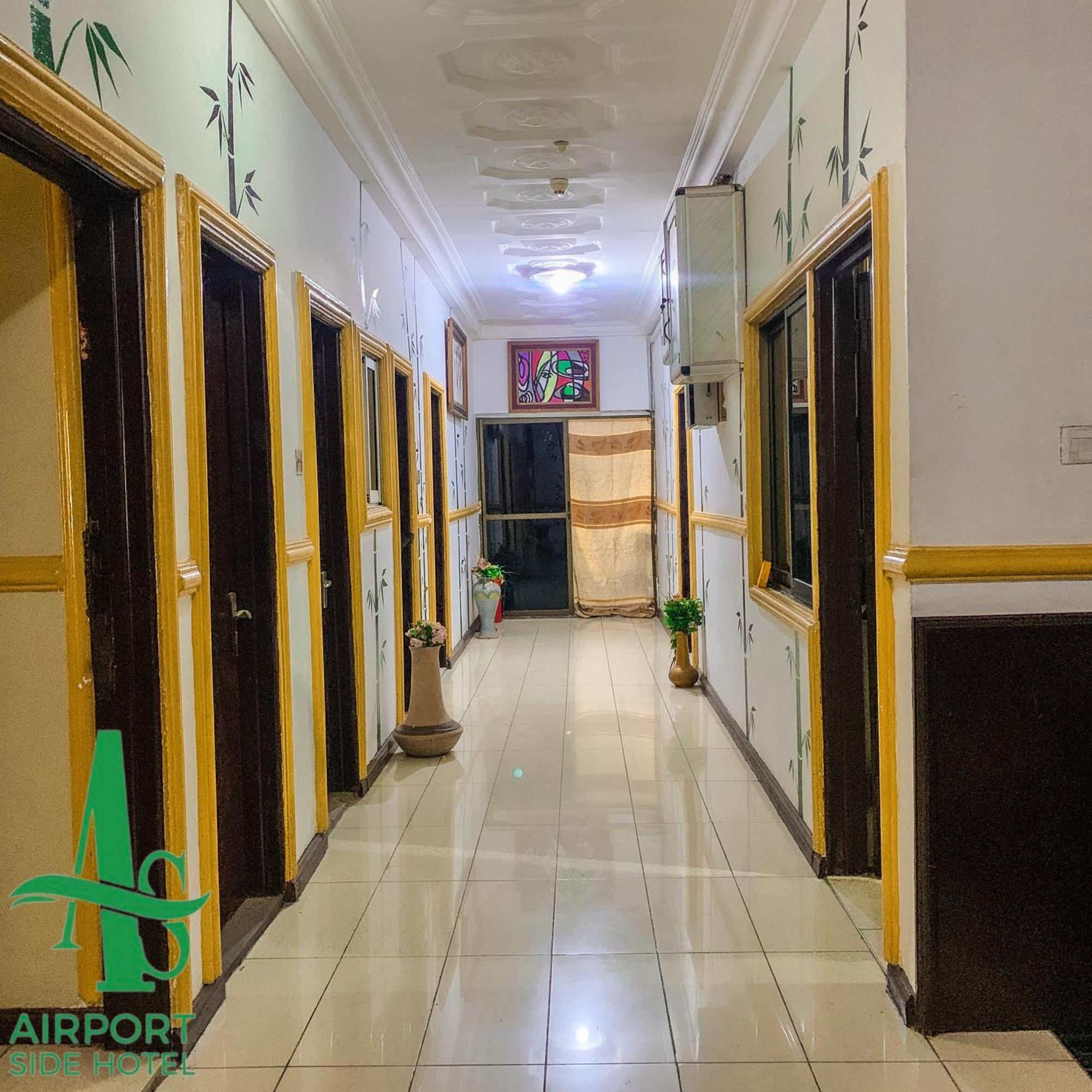 Airport Side Hotel Akkra Exterior foto