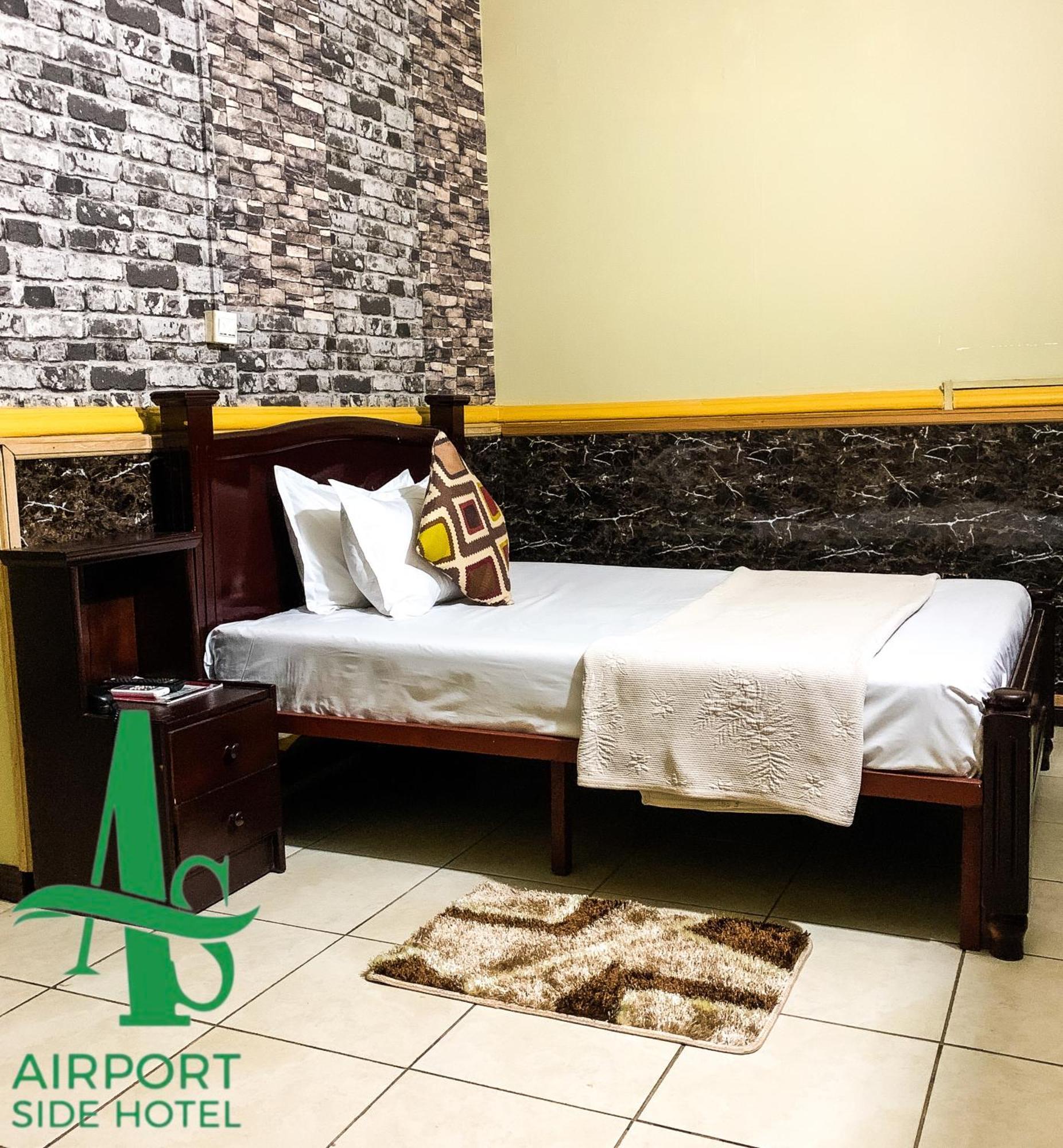 Airport Side Hotel Akkra Exterior foto